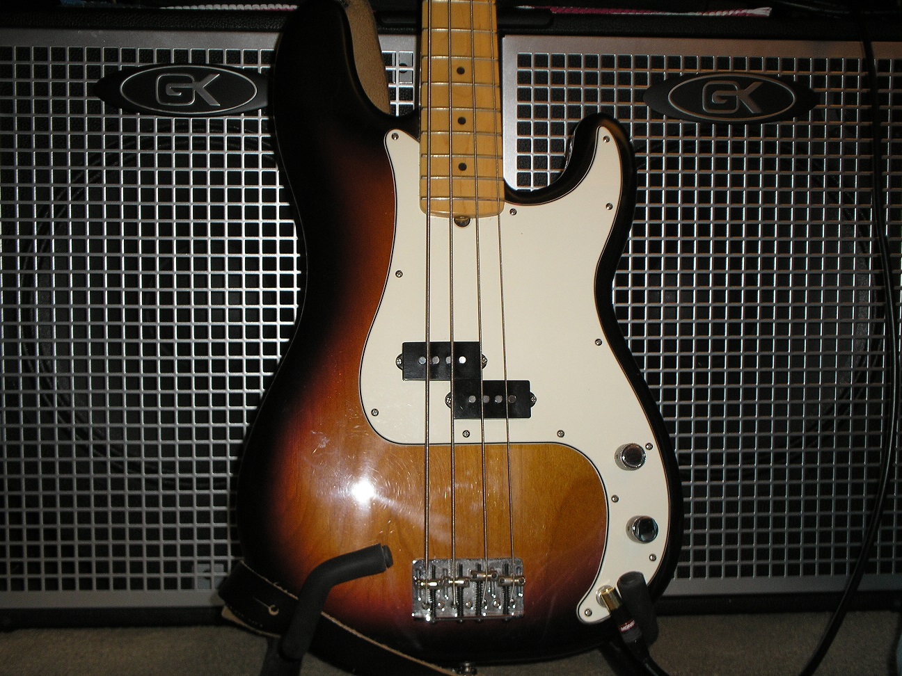 Fender P Bass.jpg